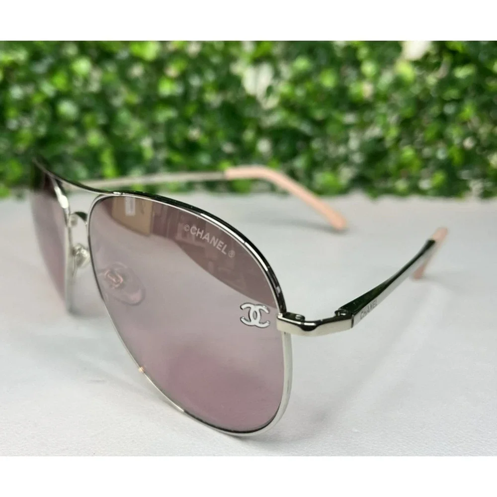 CHANEL 4189 pq